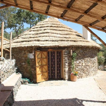 Alojamiento Los Chozos Cazalla de la Sierra Kültér fotó