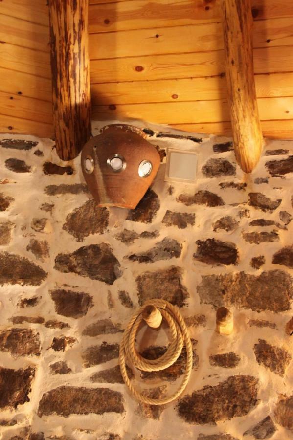 Alojamiento Los Chozos Cazalla de la Sierra Kültér fotó