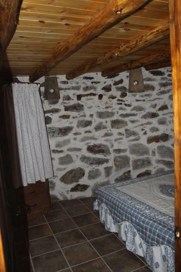 Alojamiento Los Chozos Cazalla de la Sierra Kültér fotó